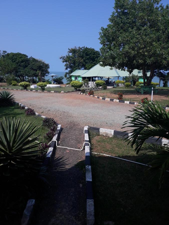 Abuesi Beach Resort Sekondi-Takoradi Exteriér fotografie