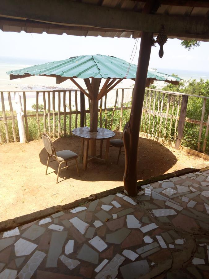 Abuesi Beach Resort Sekondi-Takoradi Exteriér fotografie